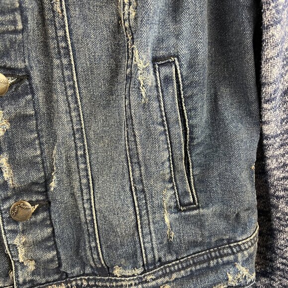 Free People Mixed Media Distressed Cropped Hooded Denim Knit Jean Jacket Size S - Picture 9 of 12